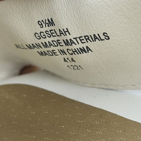 GBG Los Angeles Selah ankle strap Block Heel White Sandal - Picture 9 of 15